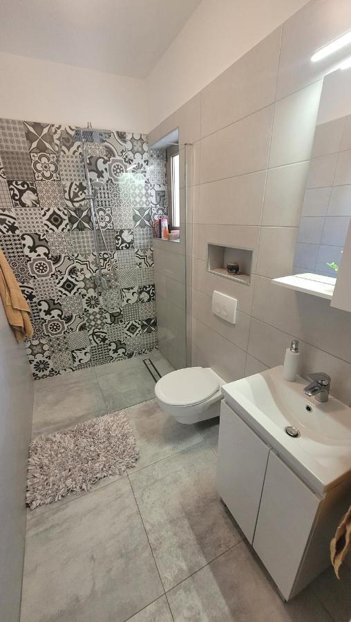 Apartamento Lily Krk Town Exterior foto