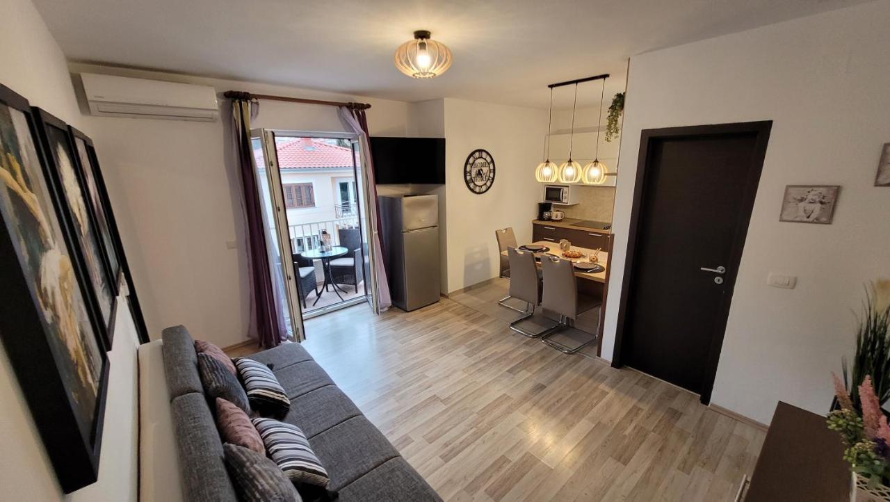 Apartamento Lily Krk Town Exterior foto