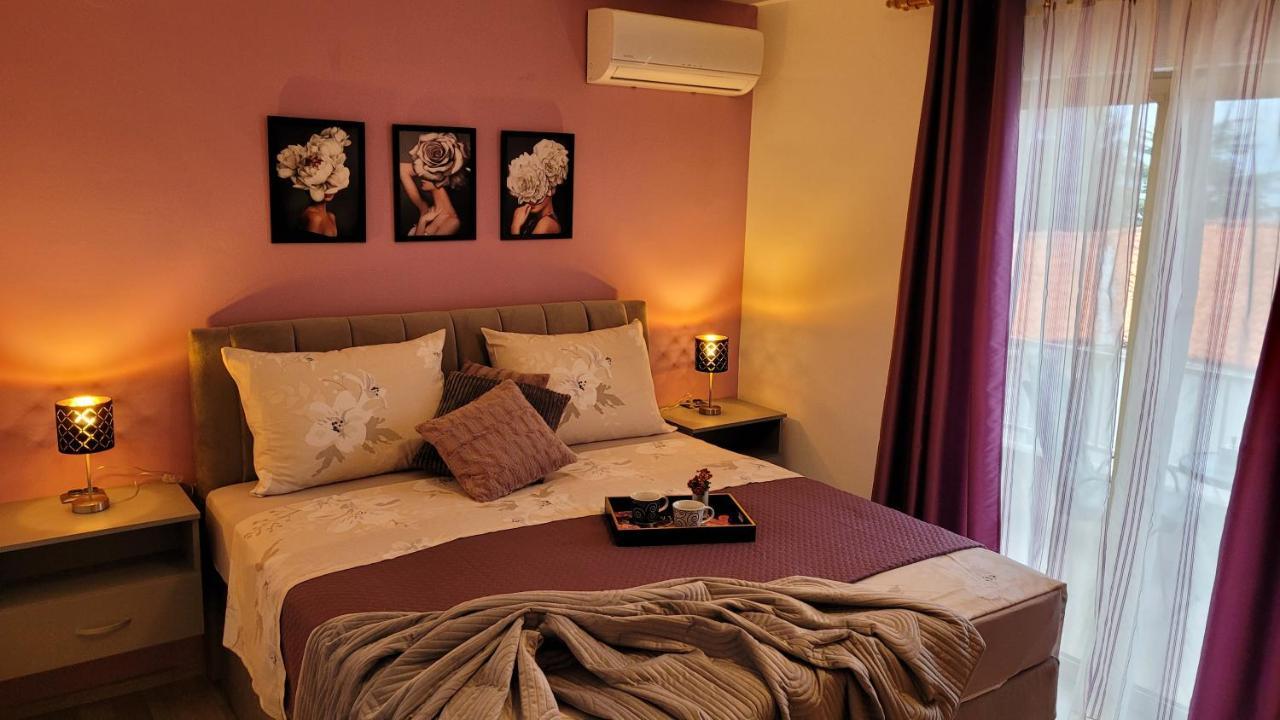 Apartamento Lily Krk Town Exterior foto
